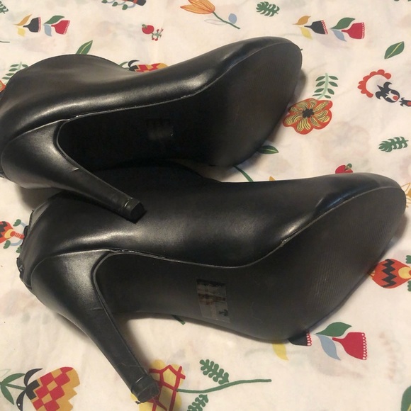 Qupid ankle boots.  Size 10. Excellent condition. - Picture 5 of 5